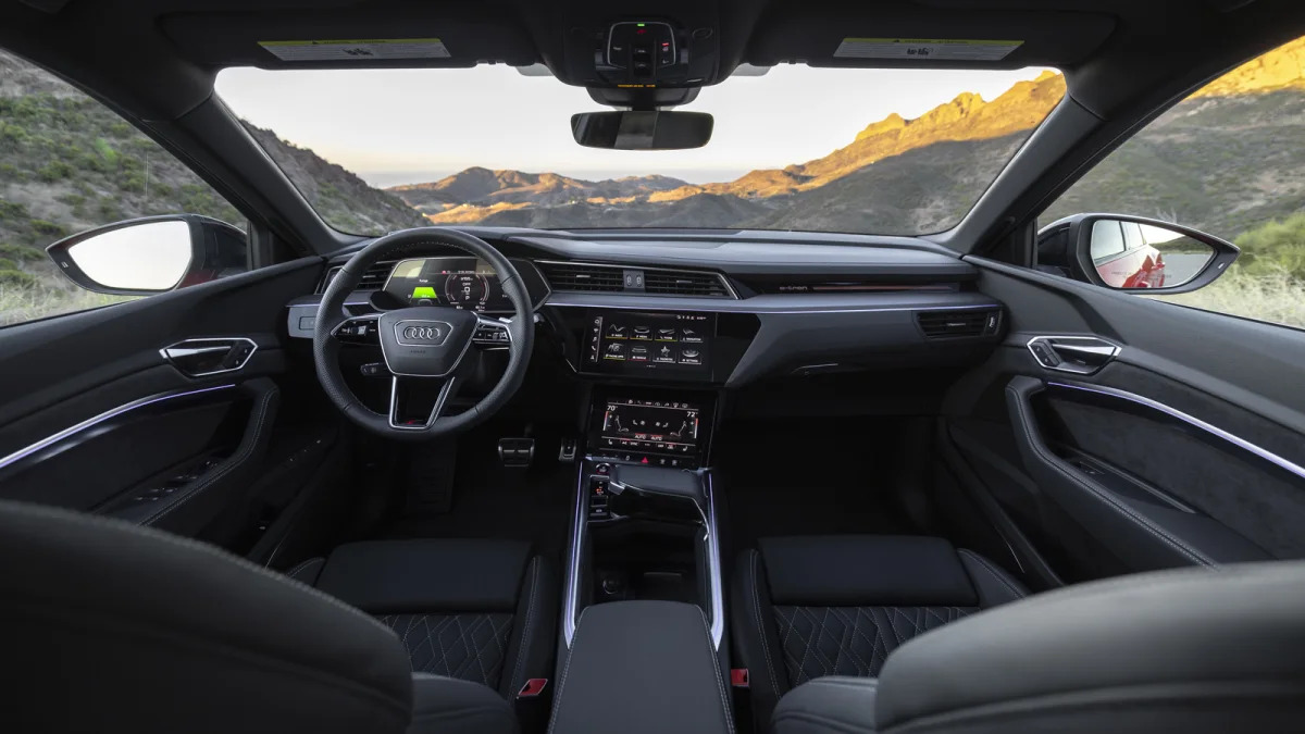 Audi SQ8 E-Tron Coupe interior