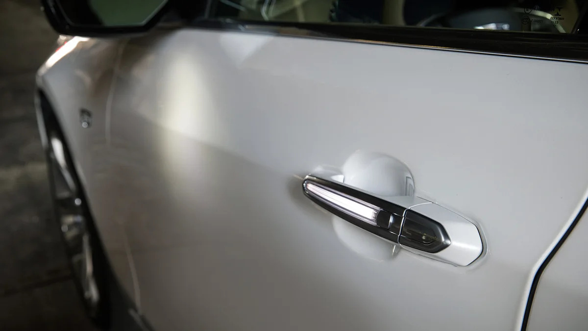 2016 Cadillac CT6 door handle