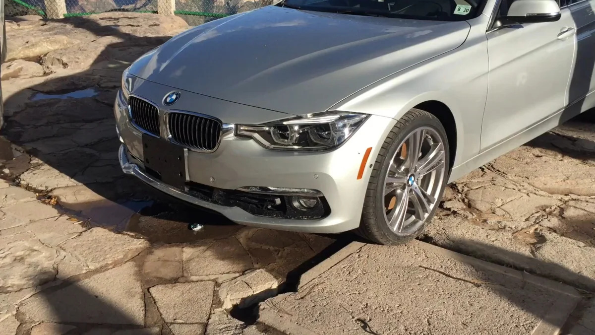 2016 BMW 3 Series Front Design Details | Autoblog Short Cuts