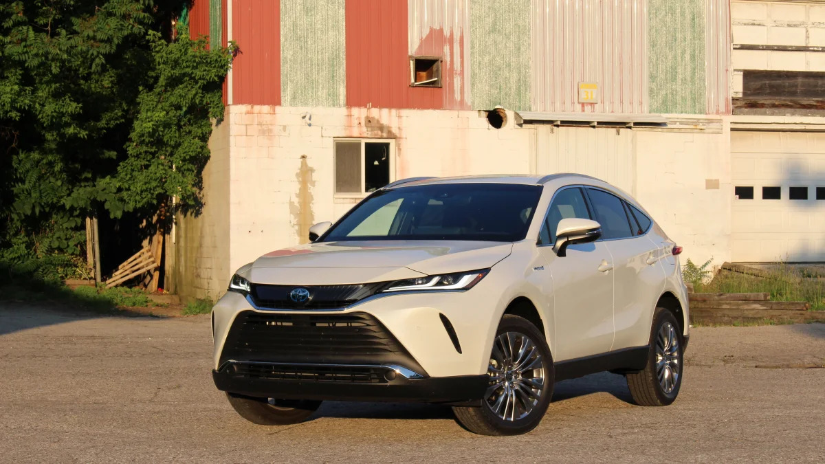 2021 Toyota Venza XLE (design has not changed for 2024)