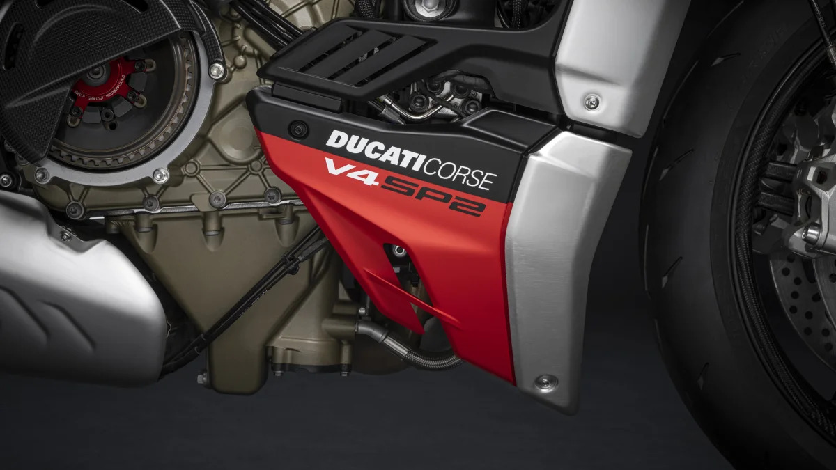 2023 Ducati Streetfighter V4 SP2 03