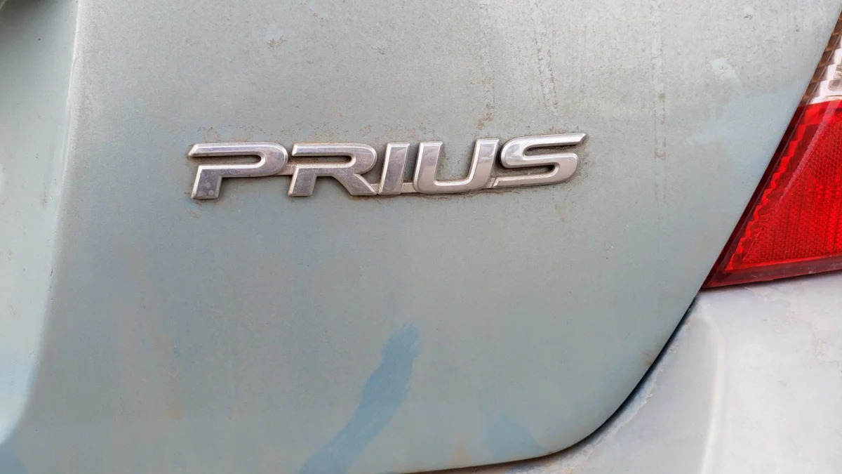 Junked 2002 Toyota Prius