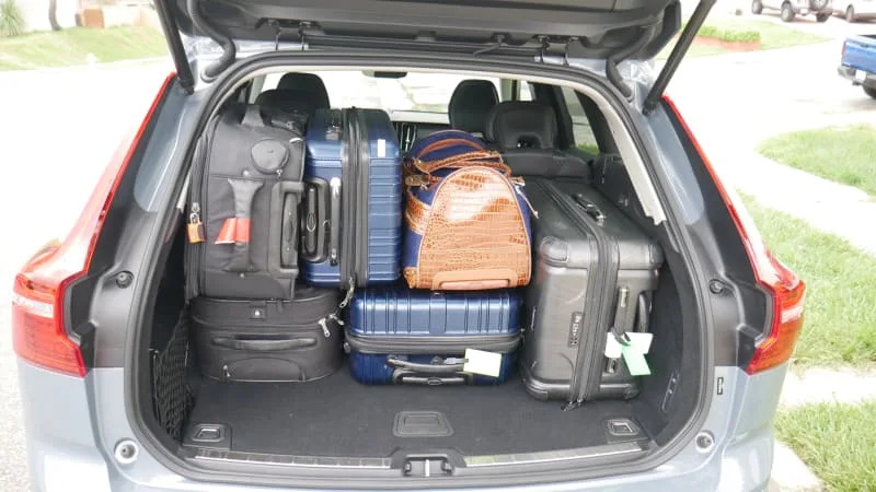 Volvo XC40 Recharge Luggage Test: How much fits in the cargo area? -  Autoblog