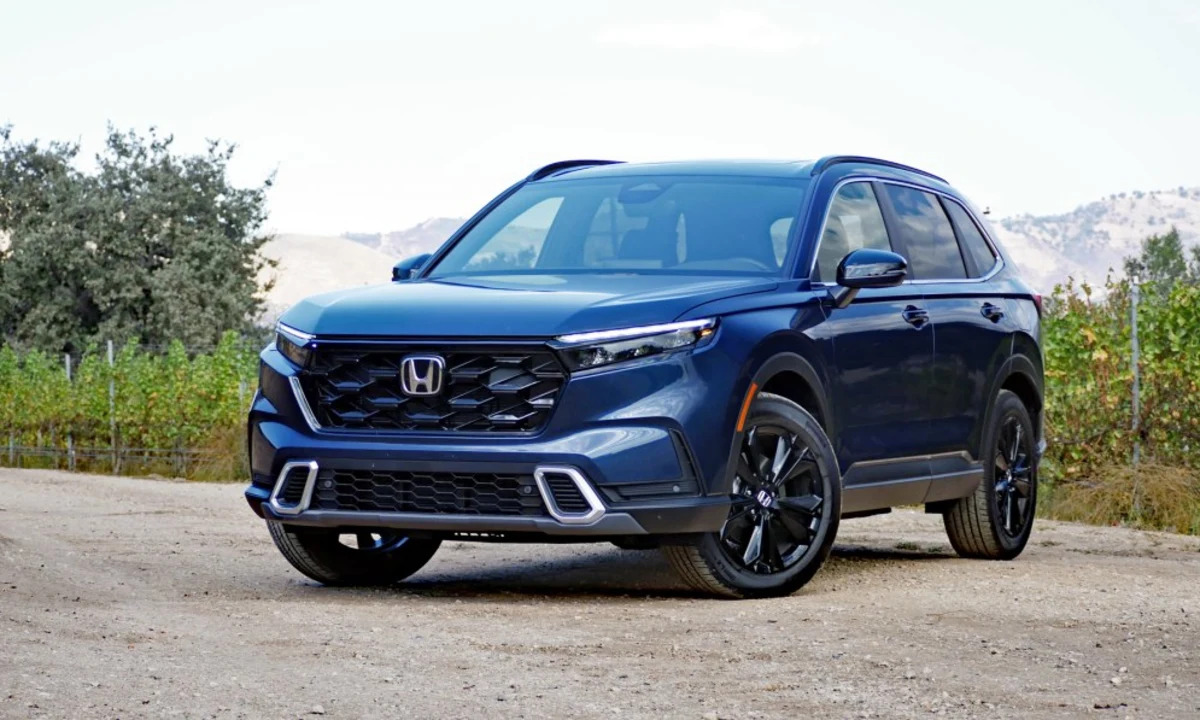 2023 Honda CR-V Review: Same old practicality, newfound style