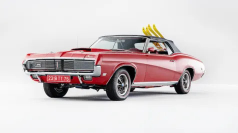 <h6><u>Mercury Cougar from Bond film 'On Her Majesty's Secret Service' is up for auction</u></h6>
