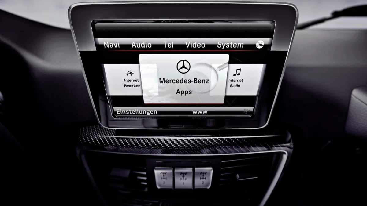 Mercedes G-Class G350d interior display screen
