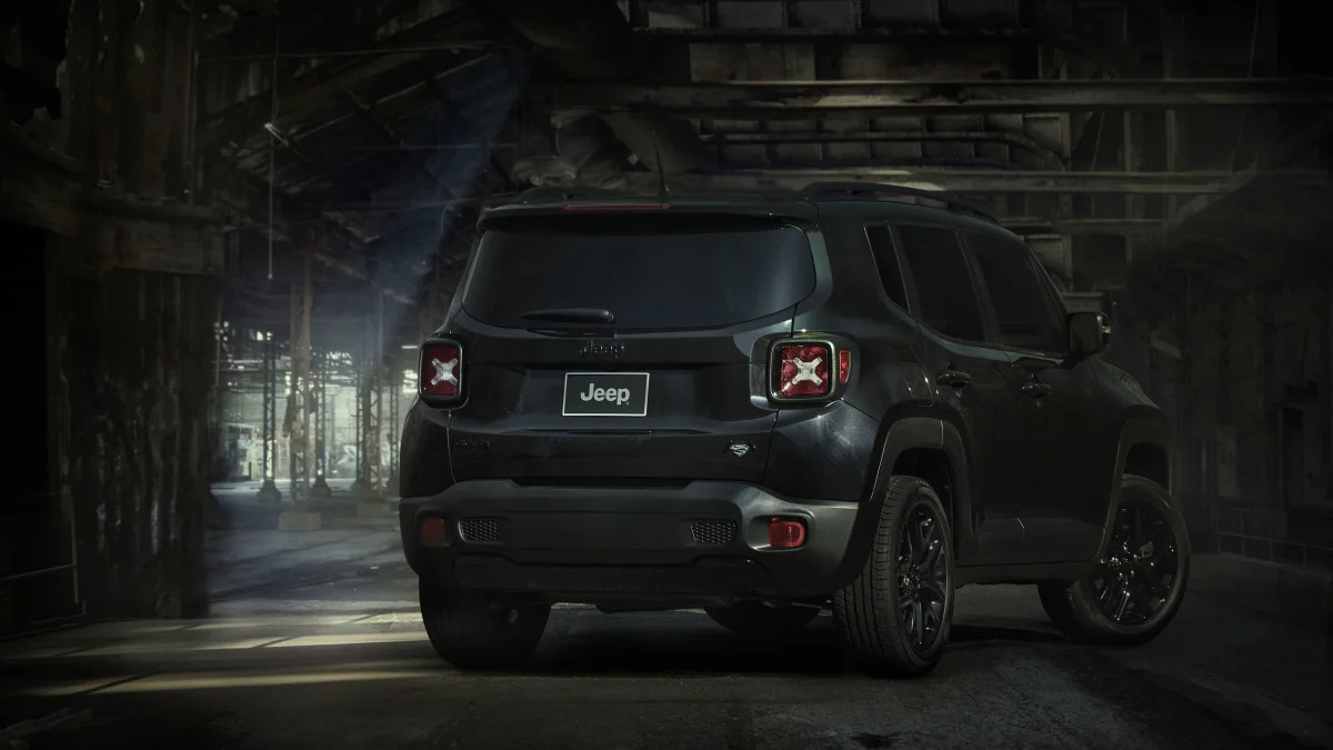 2016 jeep renegade dawn of justice special edition back