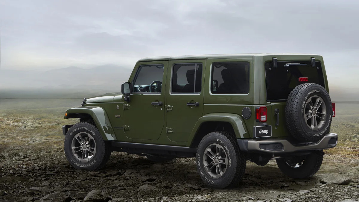 2016 Jeep Wrangler Unlimited 75th Anniversary Edition rear 3/4