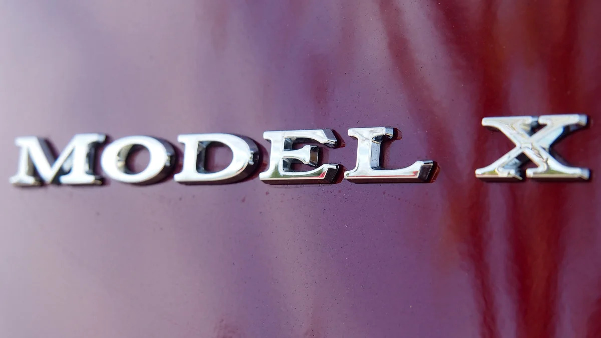 2016 Tesla Model X badge