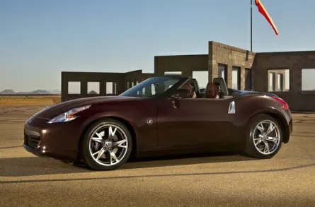 2010 Nissan 370Z Touring 2dr Roadster