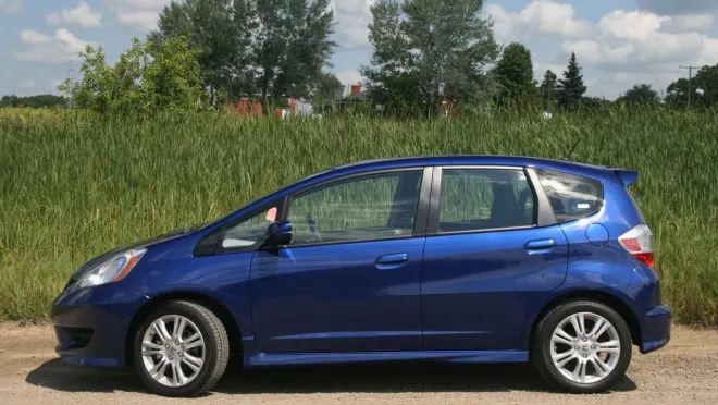 First Drive: 2009 Honda Fit Sport Photo Gallery