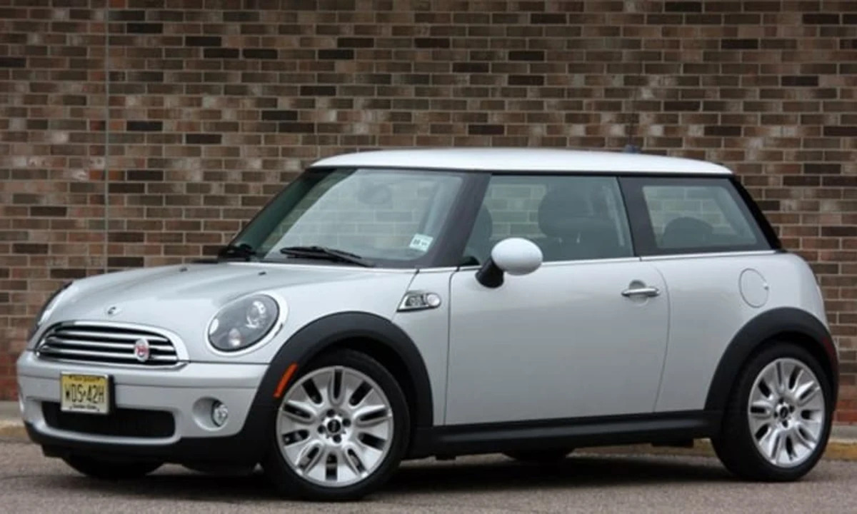 Review: 2010 Mini Cooper 50 Camden Edition speaks to us