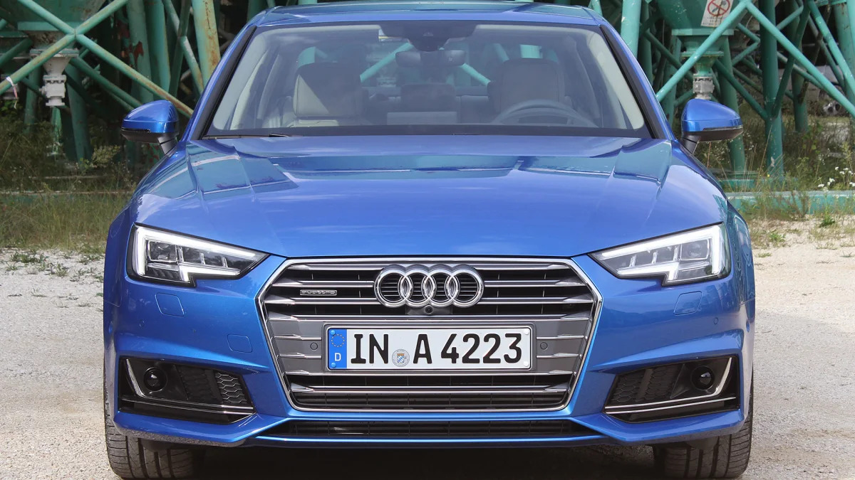 2017 Audi A4 front view