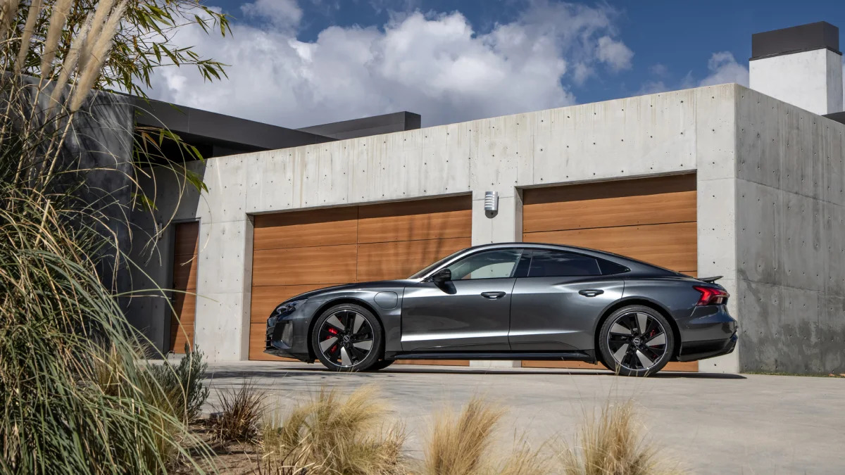 2022 Audi RS ETron GT profile