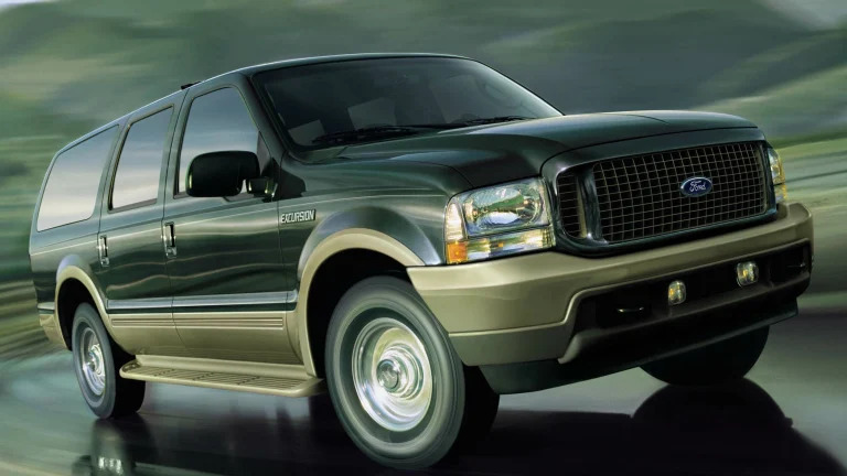 2003 Ford Excursion XLT 5.4L Value 4x2