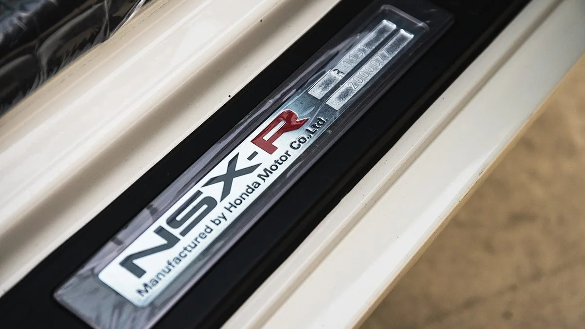 2005 Honda NSX-R