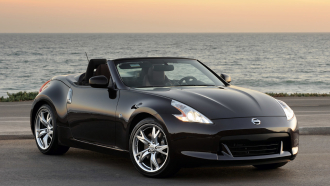First Drive: 2010 Nissan 370Z Roadster shrugs off the convertible 