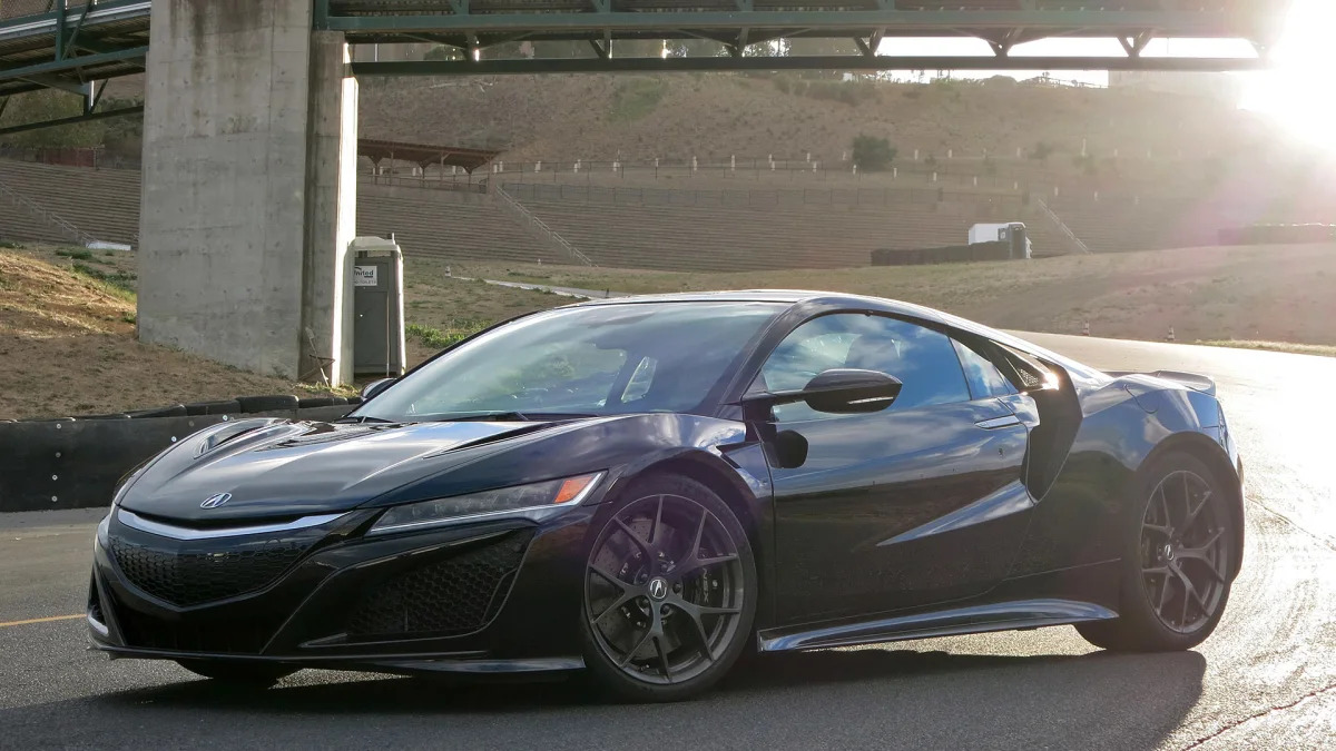 2017 Acura NSX front 3/4 view