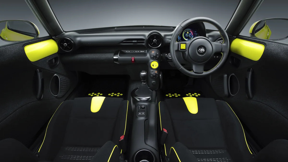 Toyota S-FR Concept cockpit