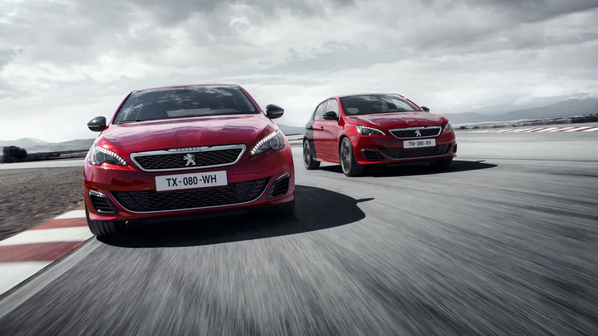 Peugeot 308 GTi front track