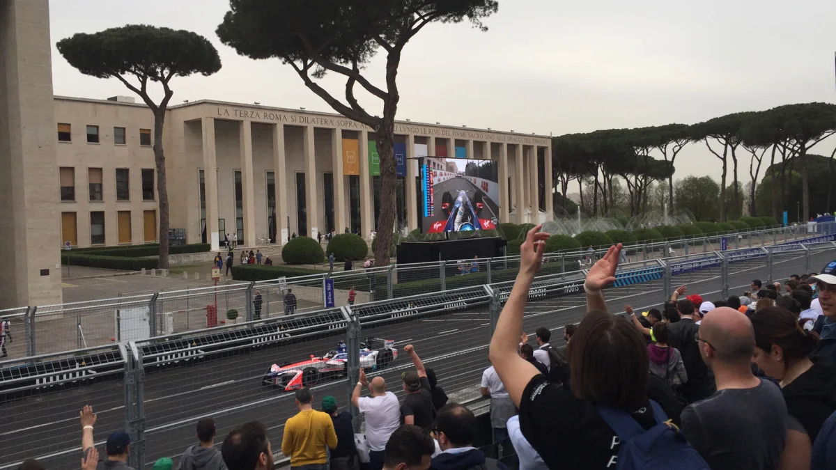Romans cheer Formula E racing