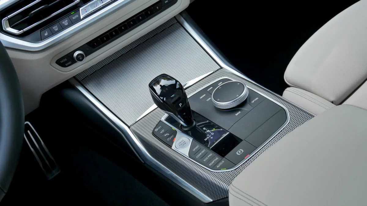 2020 BMW M340i center console full