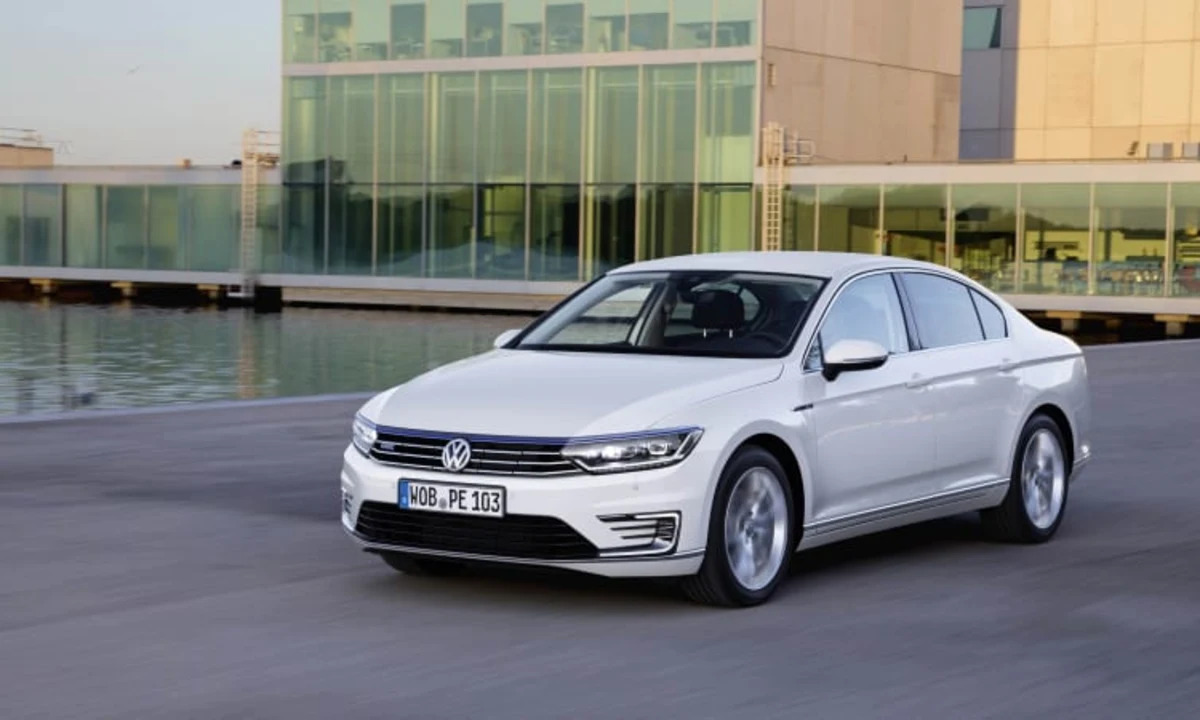 VW Passat GTE plug-in hybrid starts at €44,250 in Germany - Autoblog