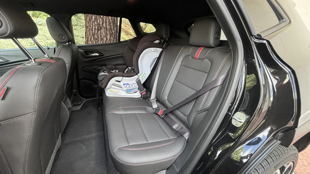 2024 Chevrolet Trax 2RS back seat