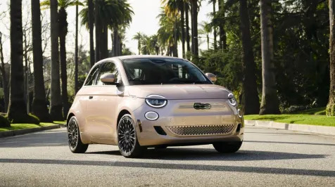 <h6><u>2024 Fiat 500e adds special models for fans of rose gold and sweet tunes</u></h6>
