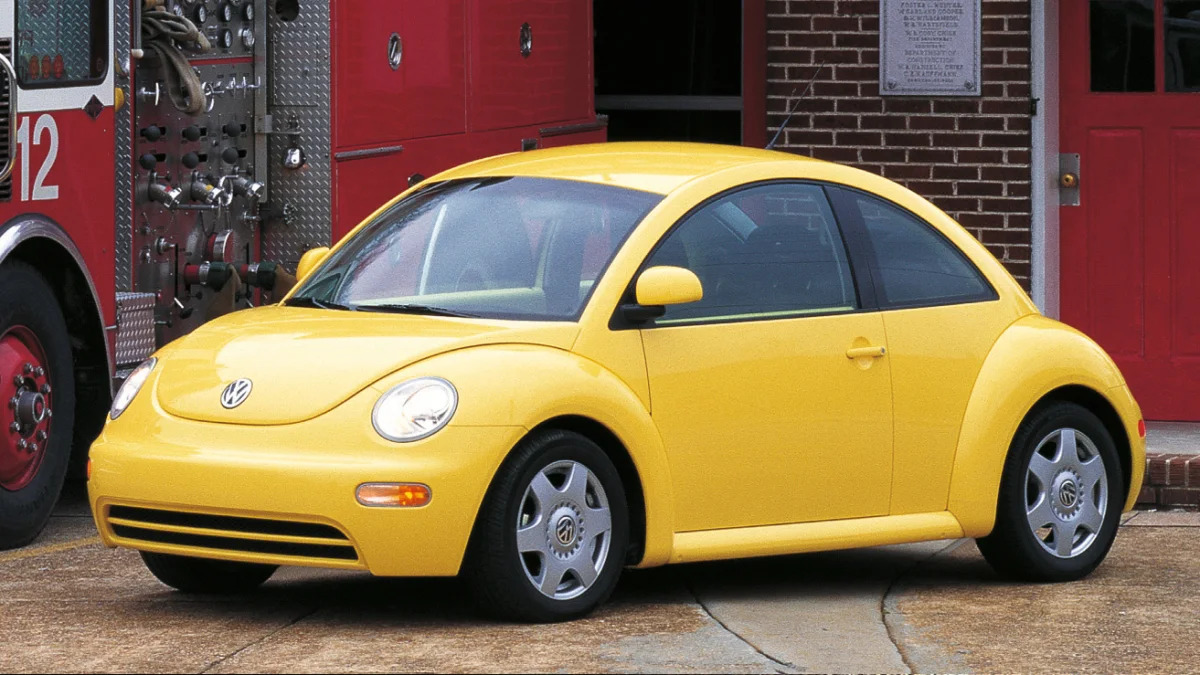 Volkswagen New Beetle in yellow