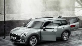 2015 MINI Clubman unveiled, now bigger and has six doors [+Video] 