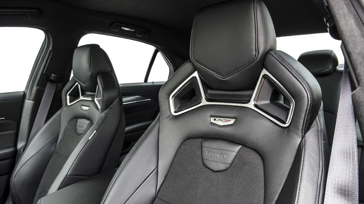 2016 Cadillac CTS-V front seats