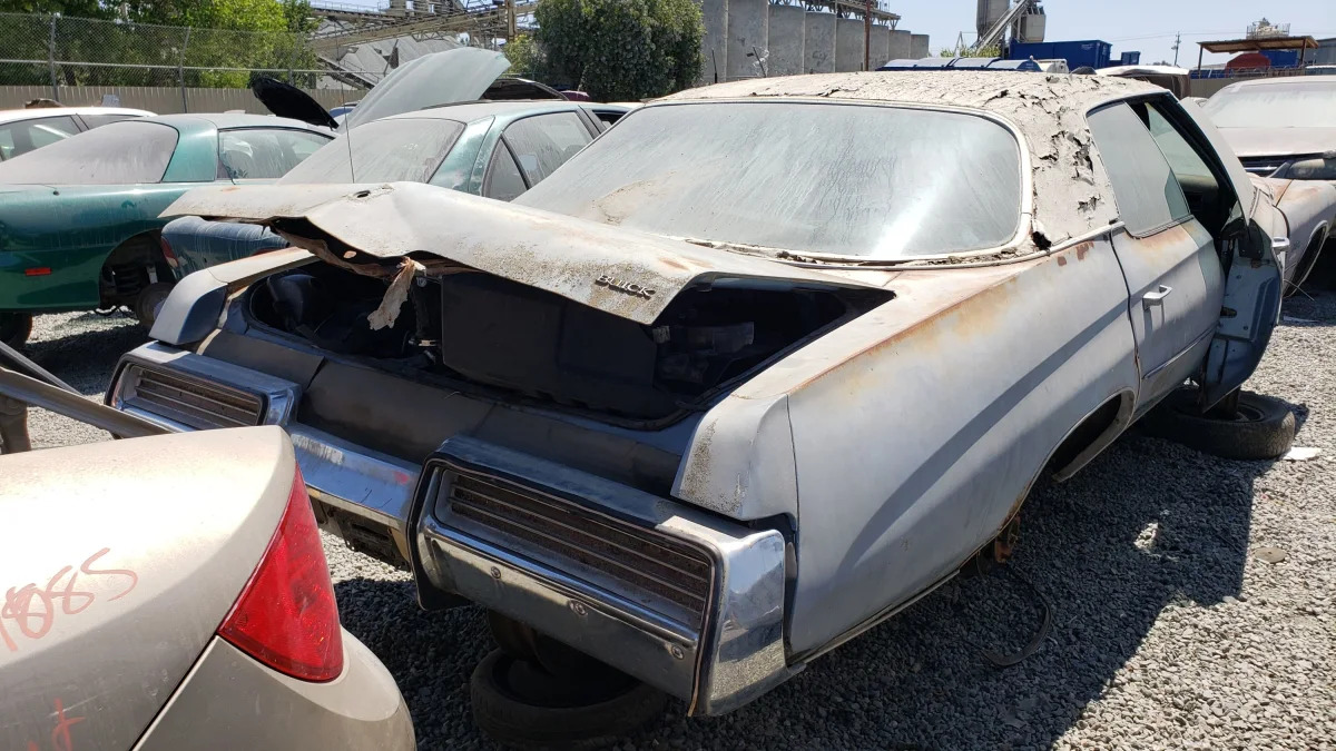 49 - 1973 Buick LeSabre in California wrecking yard - photo by Murilee Martin