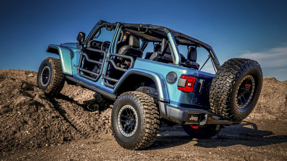 2020 Jeep Wrangler Unlimited with Mopar parts