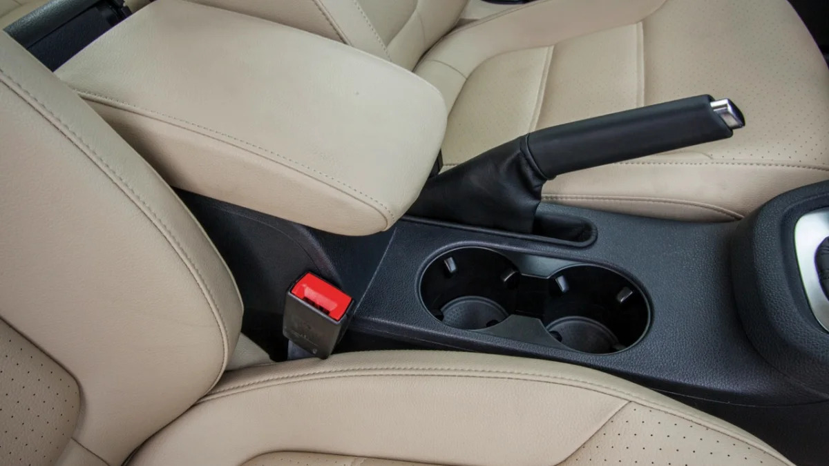 2013 Volkswagen Jetta Hybrid seats