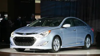 2011 Hyundai Sonata Hybrid live from NY