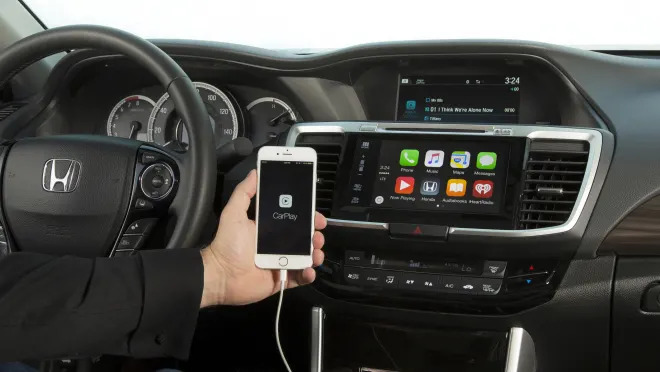 What is Apple CarPlay and what does it do? - Autoblog
