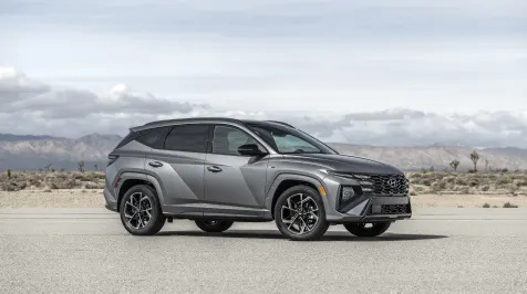 <h6><u>2025 Hyundai Tucson</u></h6>