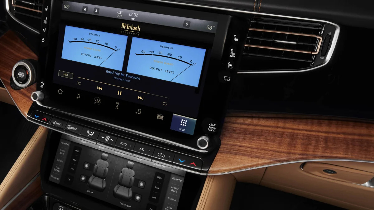 2023 Grand Wagoneer L features the new Uconnect 5 12-inch touchs
