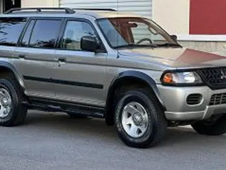 2003 Mitsubishi Montero