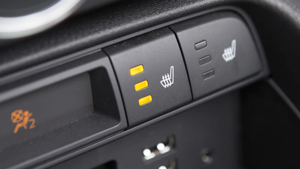 2016 Mazda MX-5 Miata seat heater controls