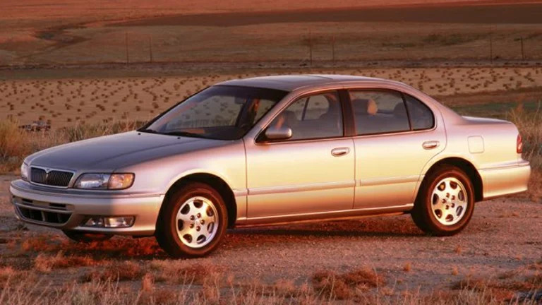 1999 INFINITI I30 Standard 4dr Sedan