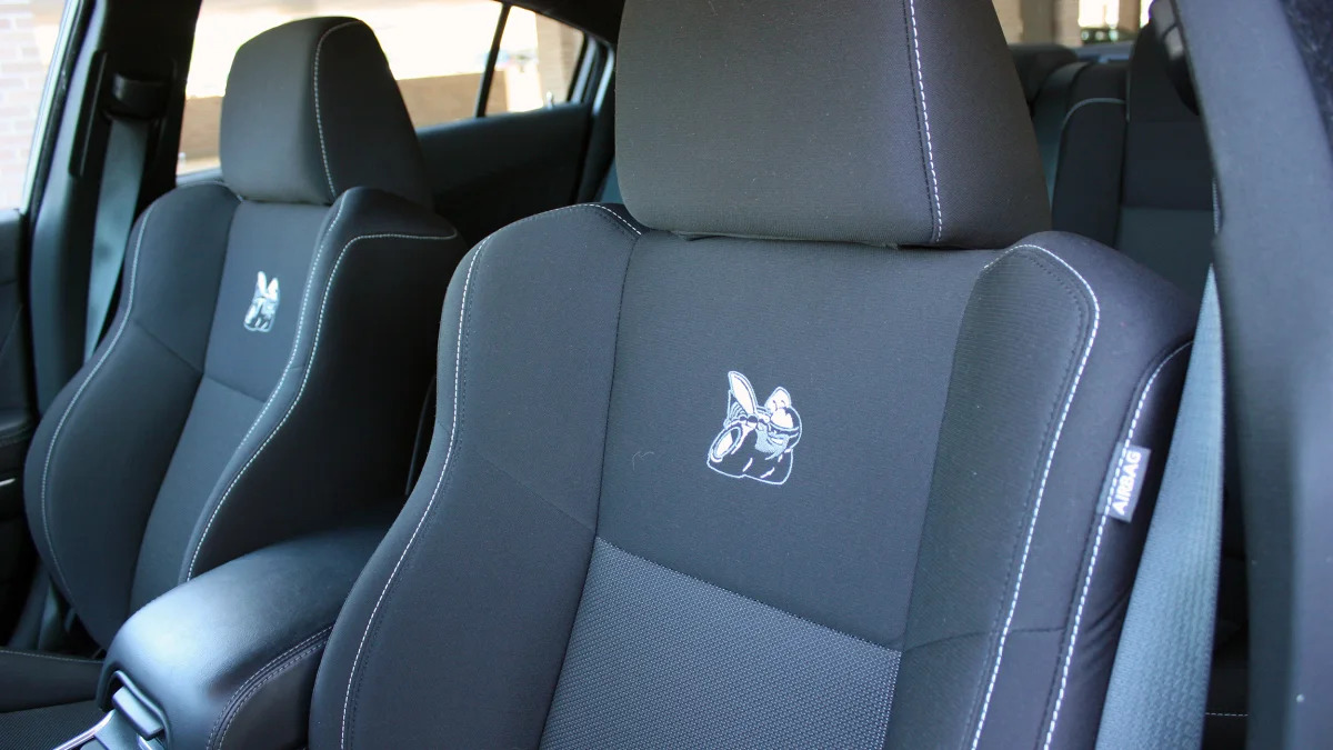 2015 Dodge Charger R/T Scat Pack seats