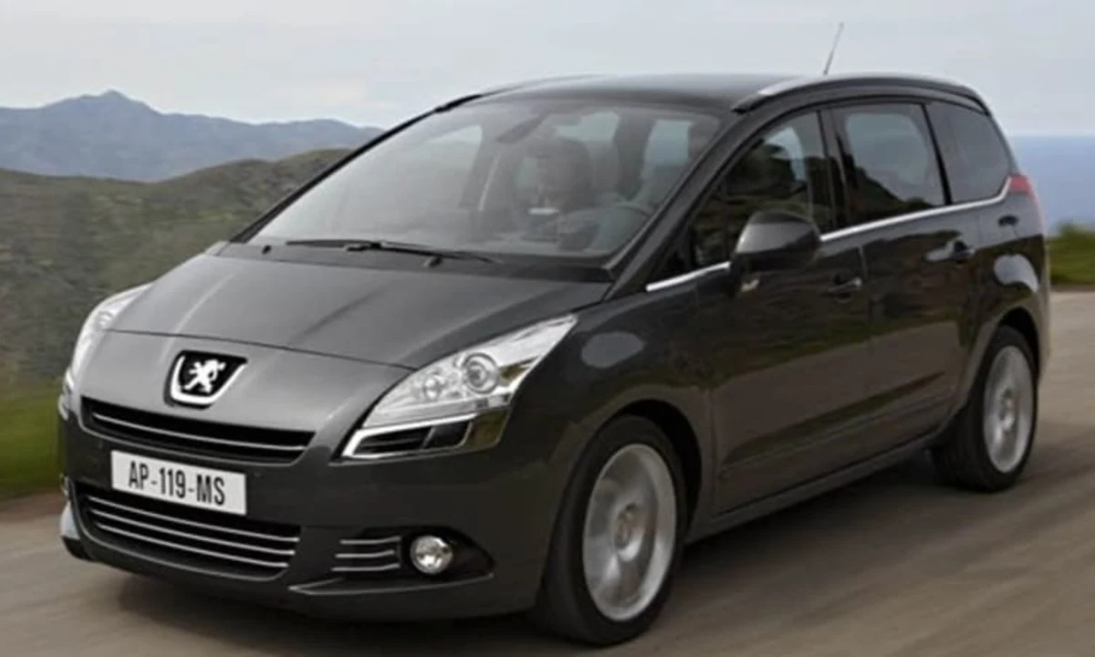 Frankfurt Preview: Peugeot releases new 5008 minivan - Autoblog
