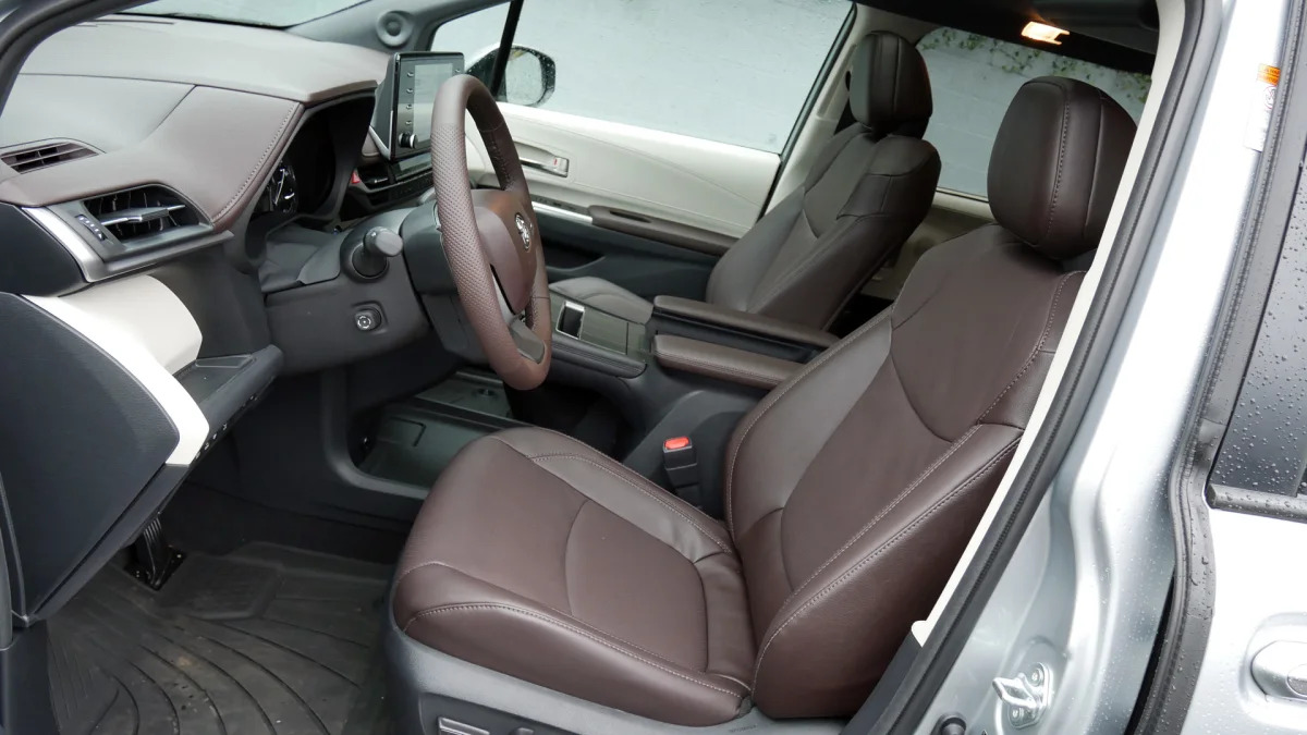 2021 Toyota Sienna interior front seat