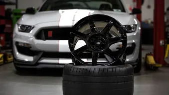 Ford Shelby GT350R carbon fiber wheels