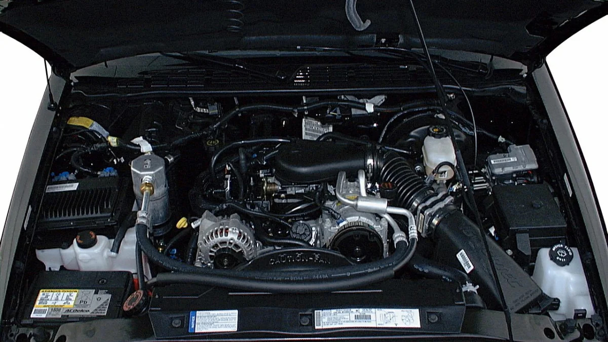2000 Chevrolet S-10 