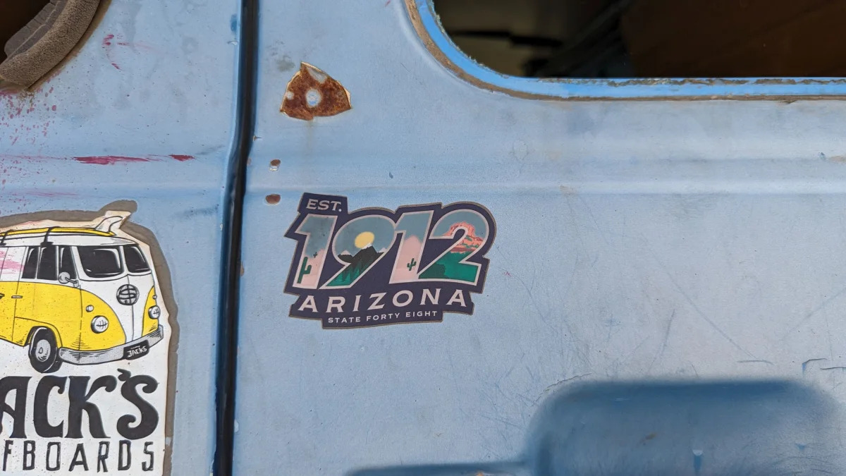 20 - 1996 Chevrolet G20 Van in Arizona junkyard - photo by Murilee Martin