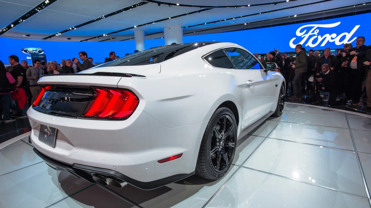 2018 Ford Mustang rear side