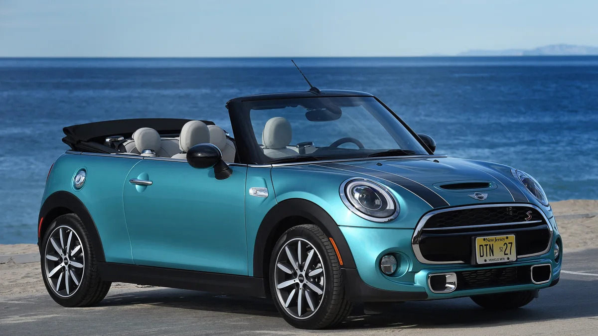 2016 Mini Cooper S Convertible front 3/4 view